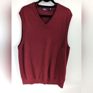 IZOD Men's Sweater Vest - Large